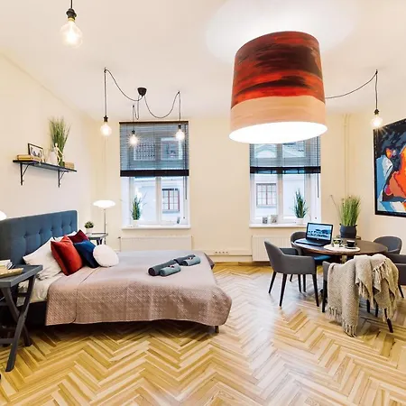 Apartment Elvis Apartment/11 Beds/6 Bedrooms/riga Old Town Riga